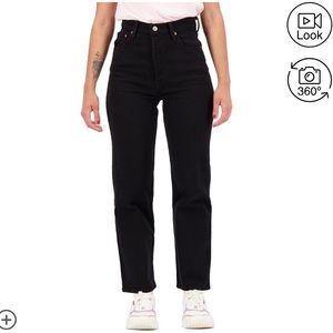 Levi’s Ribcage Straight Ankle Jeans in Black - W27, L27